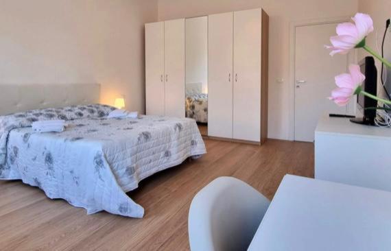 Adriana Apartment Триест Екстериор снимка