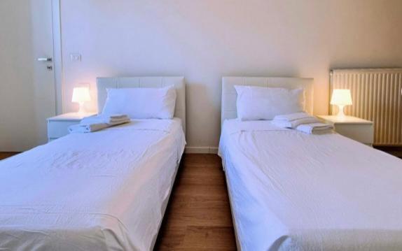 Adriana Apartment Триест Екстериор снимка