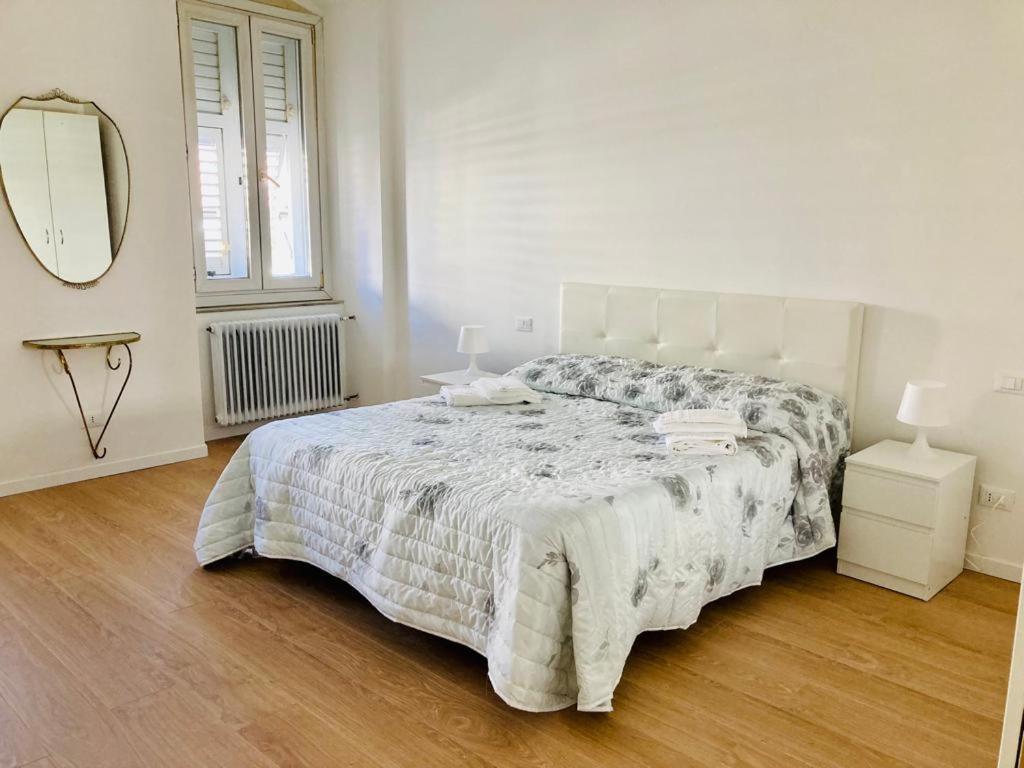 Adriana Apartment Триест Екстериор снимка